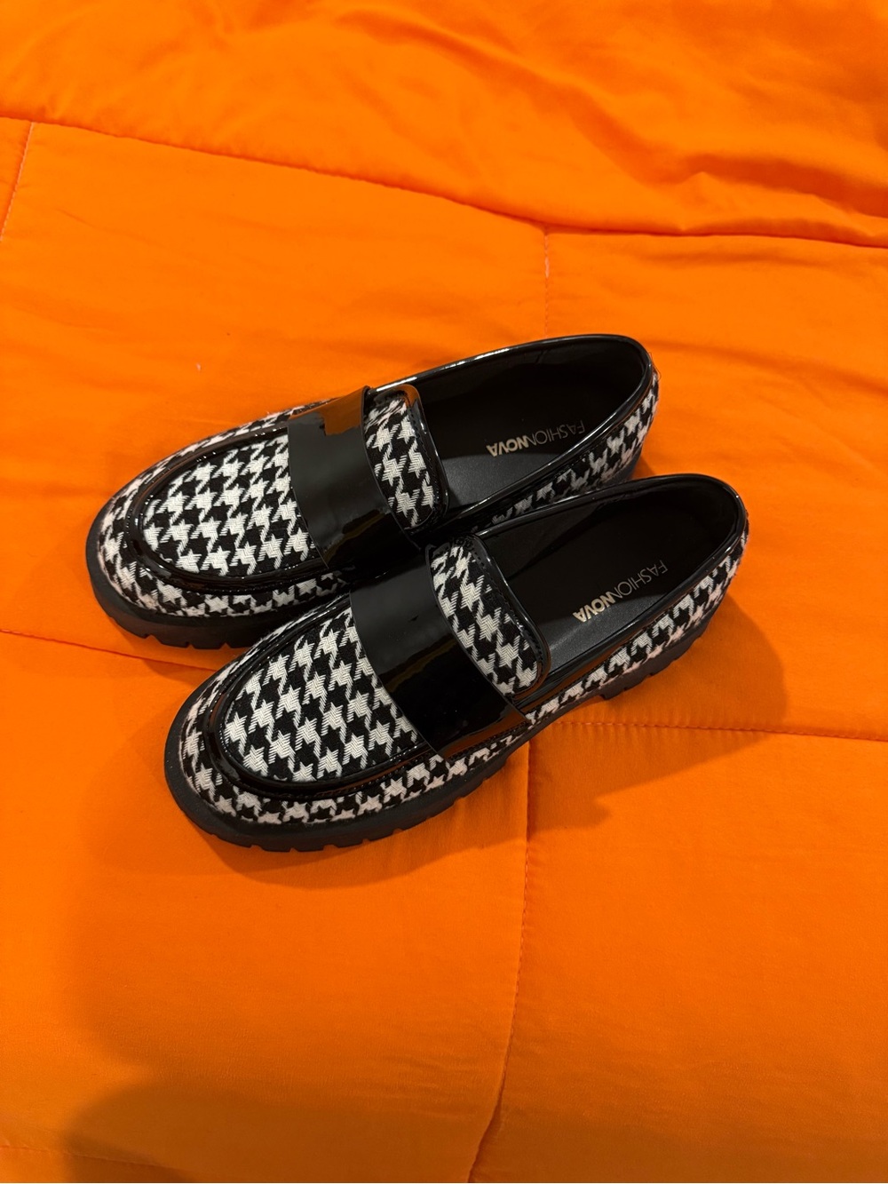 Fashion Nova Black & White Houndstooth Loafers with Glossy Black Strap